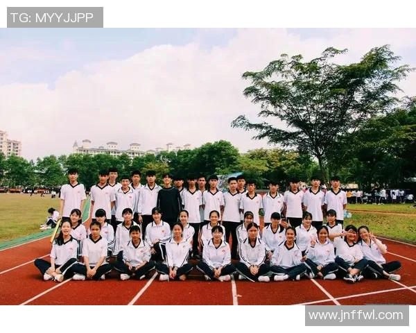 提高仰泳技巧的训练方法与实用技巧解析助你突破极限挑战