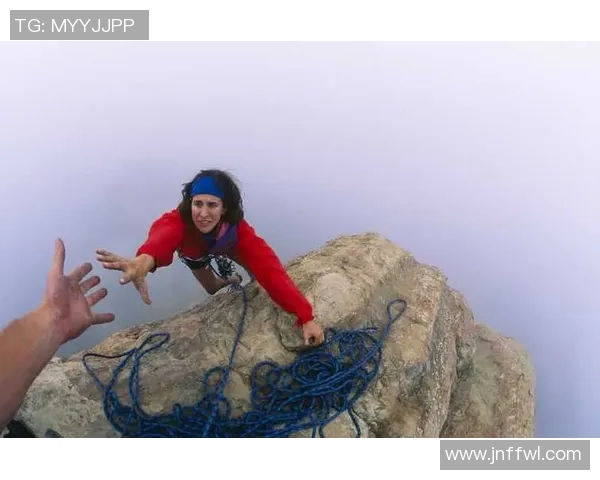 西安极限运动队在攀岩联赛中的耐力表现分析与点评